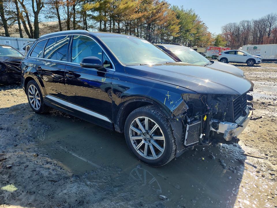 47295656 :رقم المزاد ، WA1LAAF78JD037032 vin ، 2018 Audi Q7 مزاد بيع