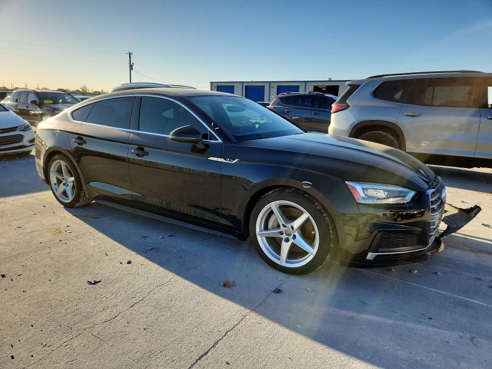 Продажа на аукционе авто 2019 Audi A5, vin: WAUENCF50KA028693, номер лота: 46631236