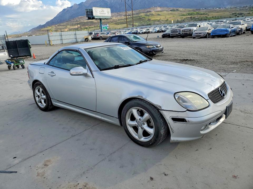 2003 Mercedes-benz Slk მანქანა იყიდება აუქციონზე, vin: WDBKK65F23F290406, აუქციონის ნომერი: 47875676
