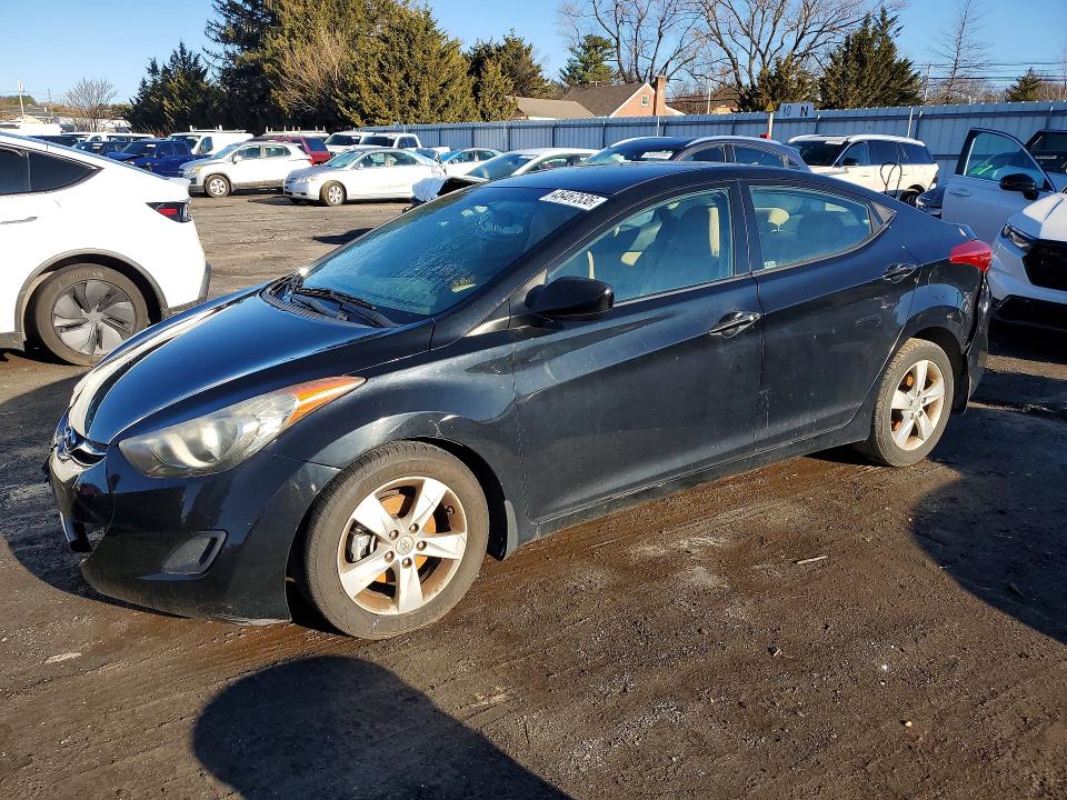2013 Hyundai Elantra მანქანა იყიდება აუქციონზე, vin: 5NPDH4AE6DH381163, აუქციონის ნომერი: 45467536