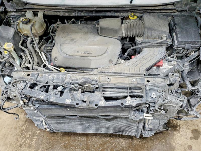 46479226 :رقم المزاد ، 2C4RC1DGXMR538809 vin ، 2021 Chrysler Voyager مزاد بيع