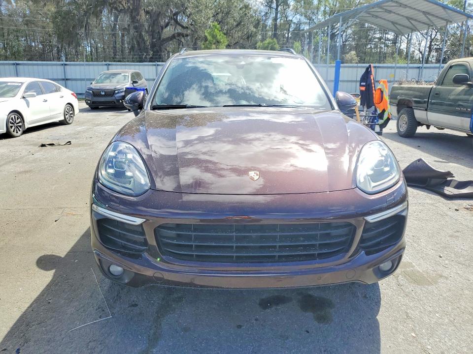 46027586 :رقم المزاد ، WP1AA2A23HKA84388 vin ، 2017 Porsche Cayenne مزاد بيع