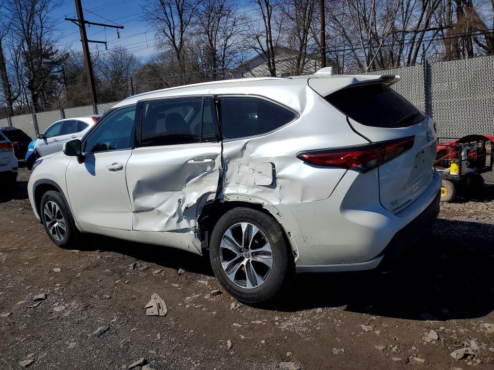 45876506 :رقم المزاد ، 5TDGZRBH7MS058167 vin ، 2021 Toyota Highlander مزاد بيع