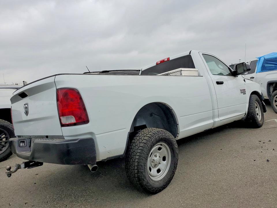 Продаж на аукціоні авто 2023 Ram 1500 Classic, vin: 3C6JR6DG7PG674132, номер лоту: 45863236