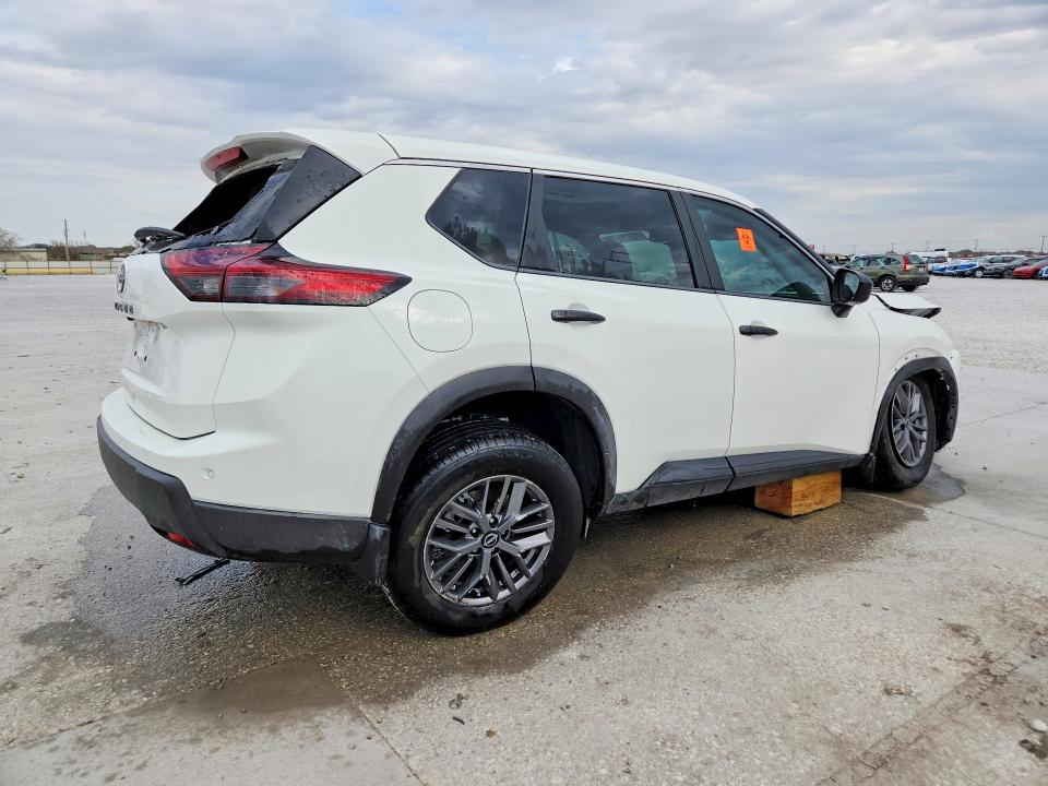 79929955 :رقم المزاد ، 5N1BT3AA9TC720680 vin ، 2026 Nissan Rogue مزاد بيع