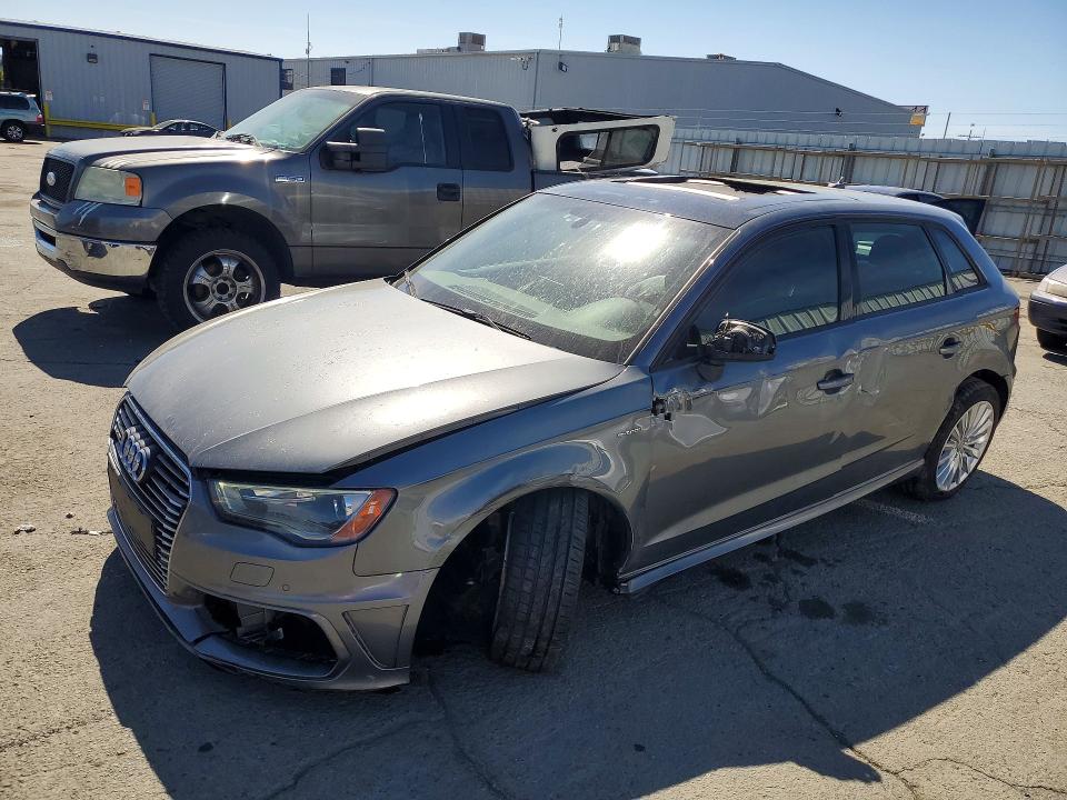 Продажа на аукционе авто 2016 Audi A3, vin: WAUUPBFF7GA115149, номер лота: 46233026
