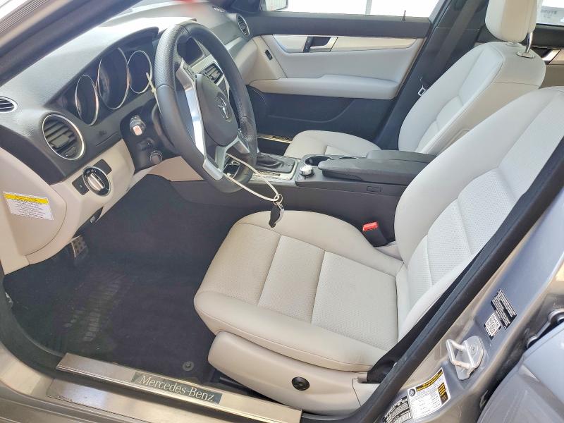 Продаж на аукціоні авто 2014 Mercedes-benz C, vin: WDDGF4HB6EA947626, номер лоту: 47085076