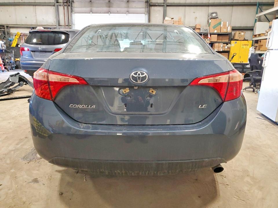 Продажа на аукционе авто 2019 Toyota Corolla, vin: 2T1BURHE4KC223636, номер лота: 77279575