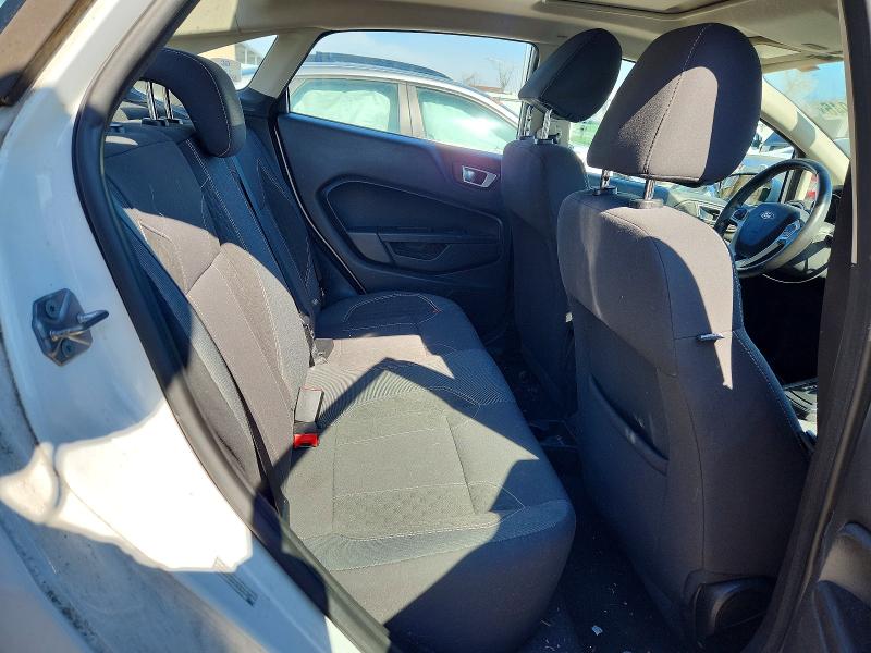 46663946 :رقم المزاد ، 3FADP4BJ2EM194650 vin ، 2014 Ford Fiesta مزاد بيع