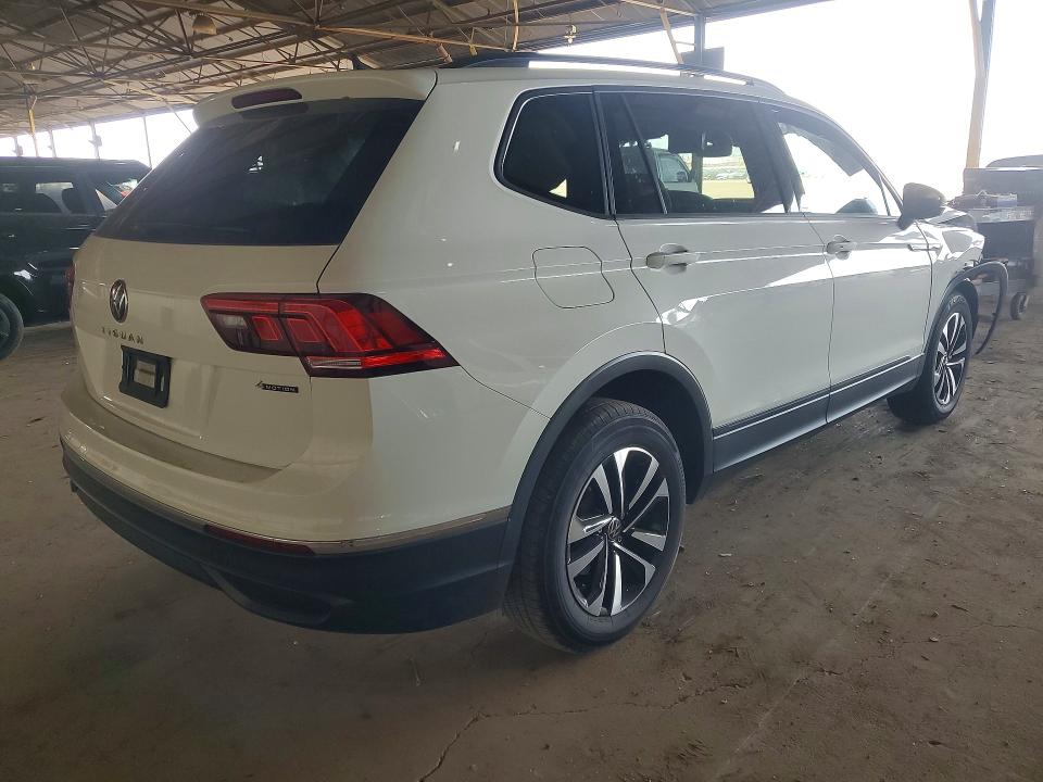 2022 Volkswagen Tiguan მანქანა იყიდება აუქციონზე, vin: 3VV0B7AX1NM122578, აუქციონის ნომერი: 48150916