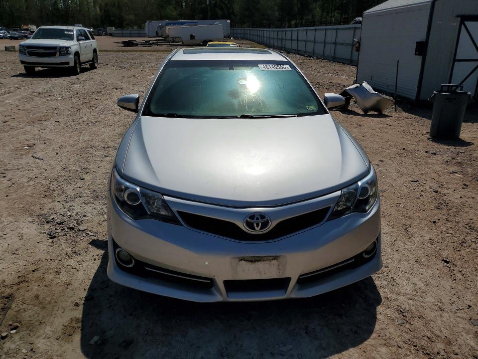 48140566 :رقم المزاد ، 4T1BF1FK8DU660111 vin ، 2013 Toyota Camry مزاد بيع