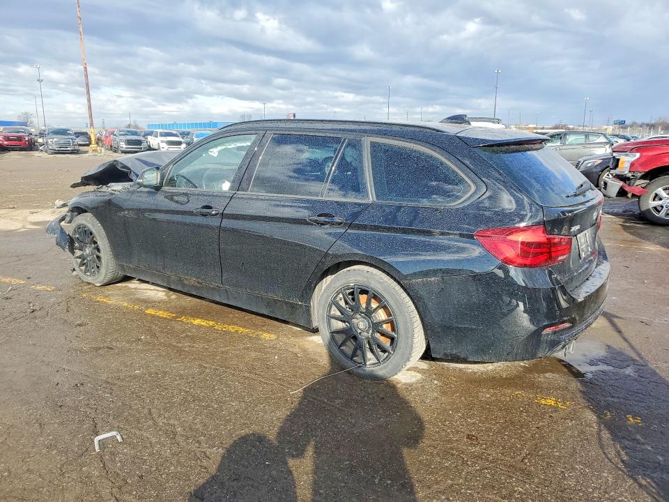2018 Bmw 330 მანქანა იყიდება აუქციონზე, vin: WBA8K3C57JA024021, აუქციონის ნომერი: 45733556