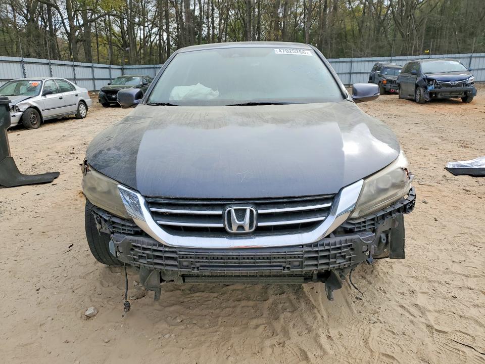 Продаж на аукціоні авто 2015 Honda Accord, vin: 1HGCR3F95FA008111, номер лоту: 47025266