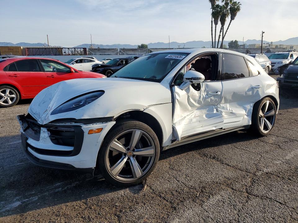 46224926 :رقم المزاد ، WP1AA2A56RLB19396 vin ، 2024 Porsche Macan مزاد بيع