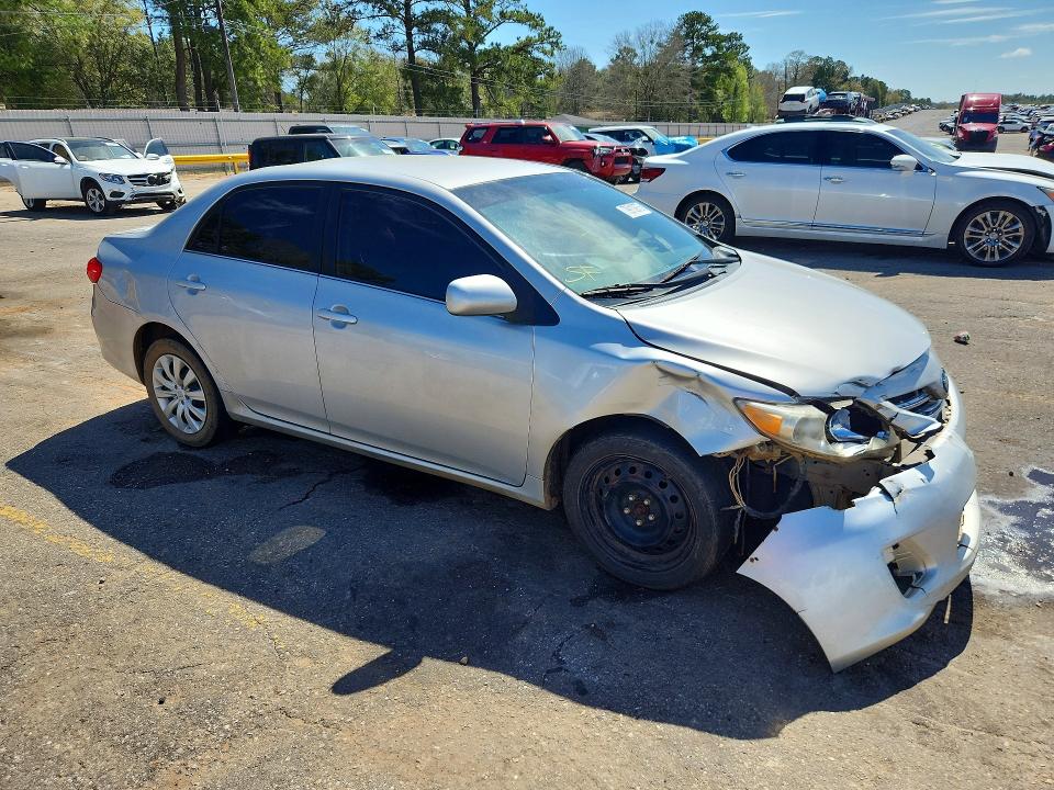 2013 Toyota Corolla მანქანა იყიდება აუქციონზე, vin: 2T1BU4EE6DC020662, აუქციონის ნომერი: 79910975