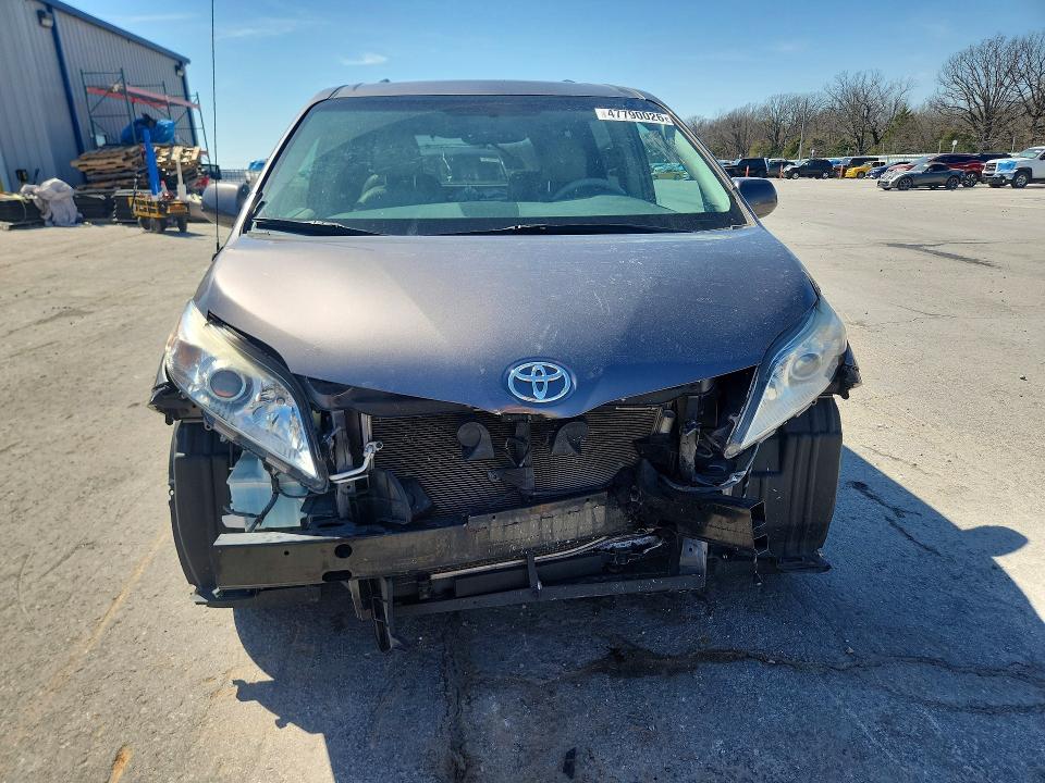 Продаж на аукціоні авто 2014 Toyota Sienna, vin: 5TDYK3DC0ES427623, номер лоту: 47790026