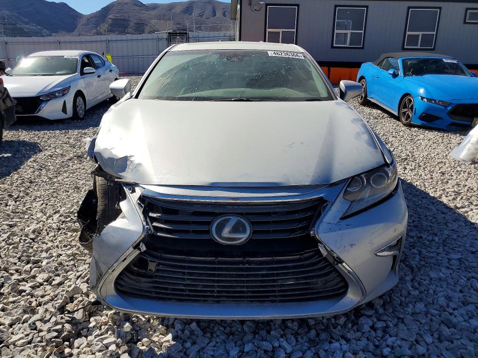 2017 Lexus Es 350 მანქანა იყიდება აუქციონზე, vin: 58ABK1GG8HU037107, აუქციონის ნომერი: 46236366