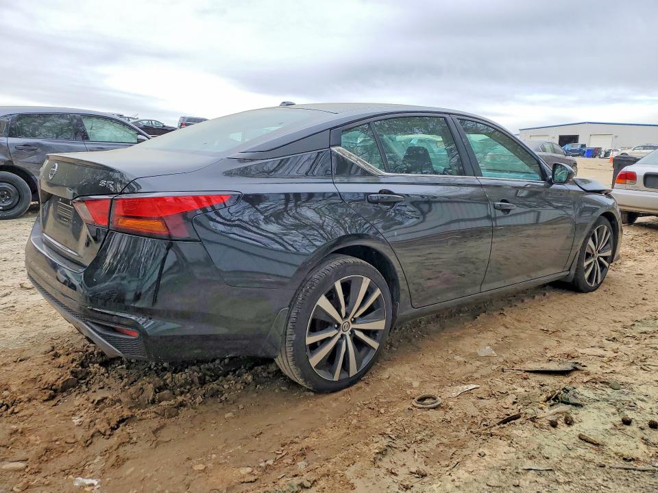 47005426 :رقم المزاد ، 1N4BL4CV0LC285435 vin ، 2020 Nissan Altima مزاد بيع