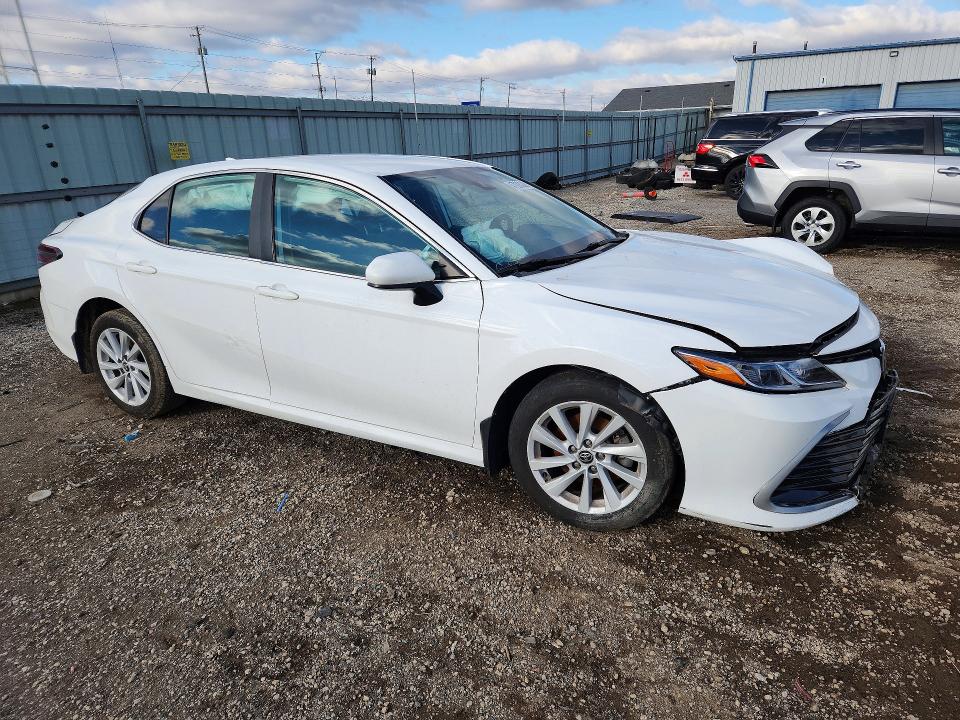 Продаж на аукціоні авто 2022 Toyota Camry, vin: 4T1C11AK7NU678160, номер лоту: 47028336