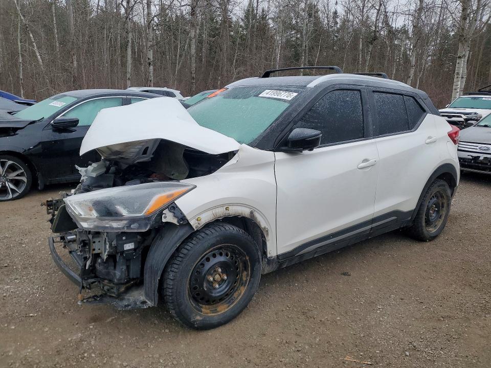 Продажа на аукционе авто 2019 Nissan Kicks, vin: 3N1CP5CUXKL543272, номер лота: 41996776