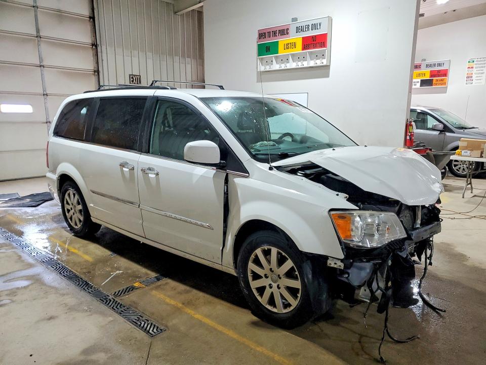 Продажа на аукционе авто 2015 Chrysler Town & Country, vin: 2C4RC1BG9FR665007, номер лота: 46315616
