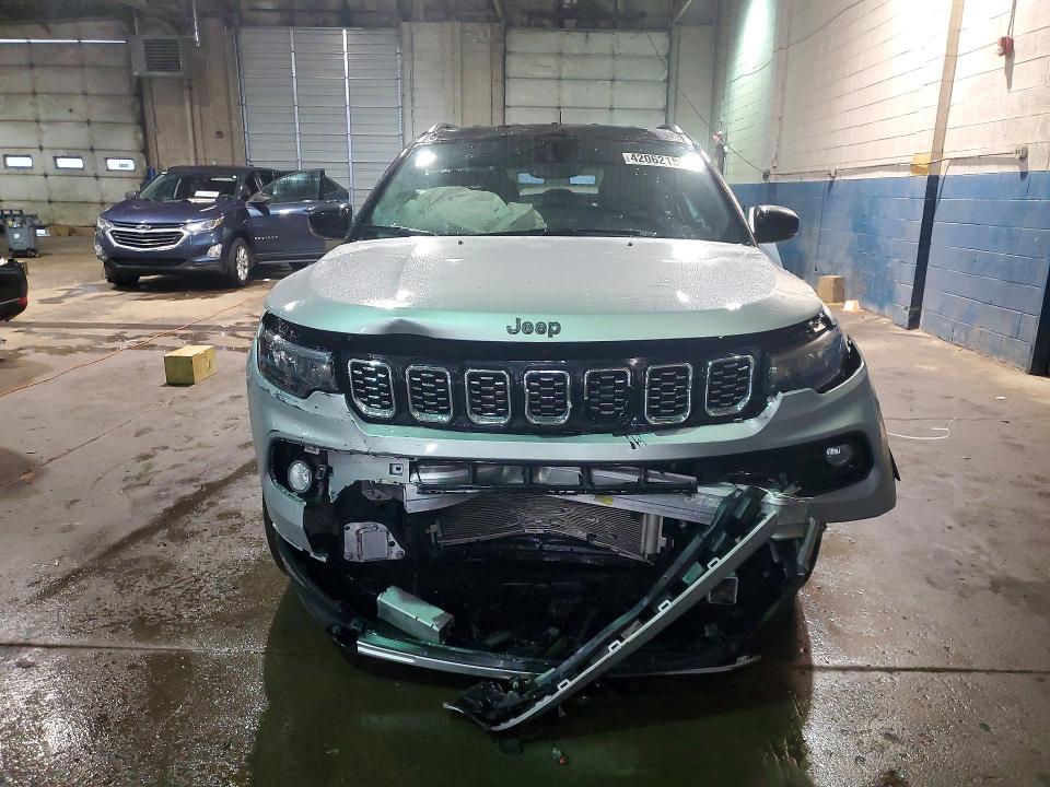 42062186 :رقم المزاد ، 3C4NJDCN4RT126346 vin ، 2024 Jeep Compass مزاد بيع