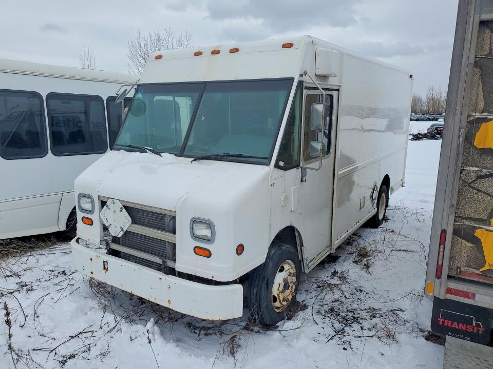 77104655 :رقم المزاد ، 4UZAANBW65CU21349 vin ، 2005 Freightliner Chassis مزاد بيع