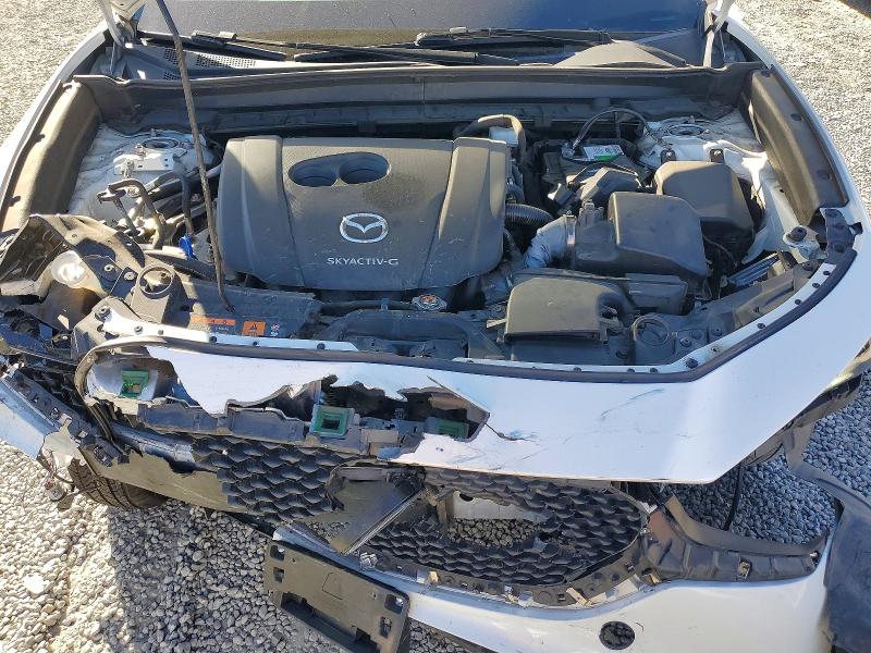 45498446 :رقم المزاد ، 3MVDMBAL2NM425118 vin ، 2022 Mazda Cx-30 مزاد بيع