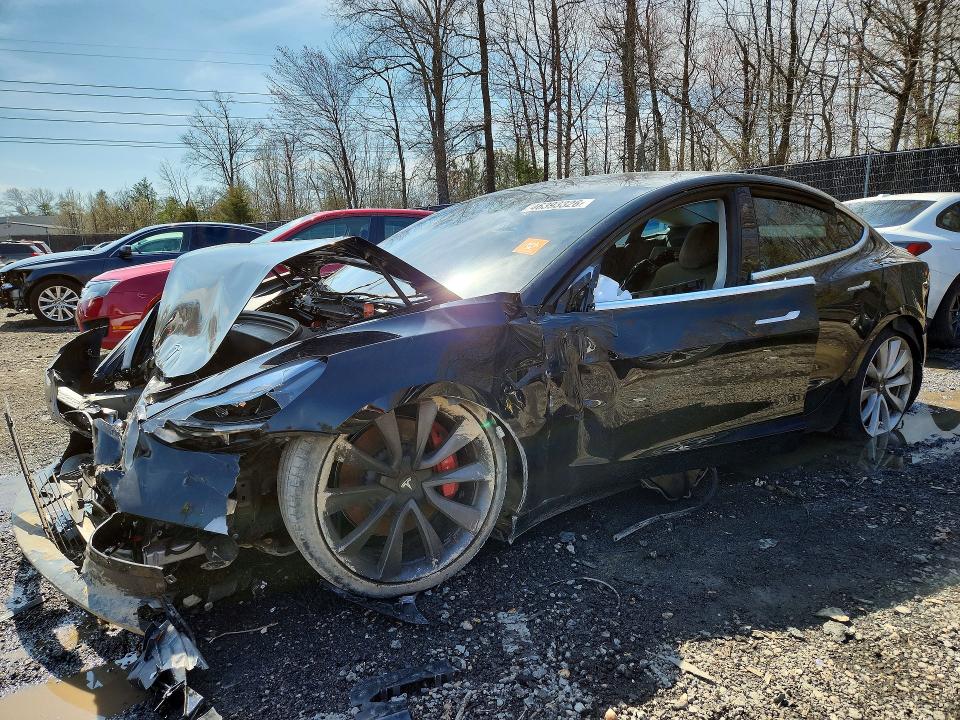 Продажа на аукционе авто 2019 Tesla Model 3, vin: 5YJ3E1EB0KF413412, номер лота: 46393326