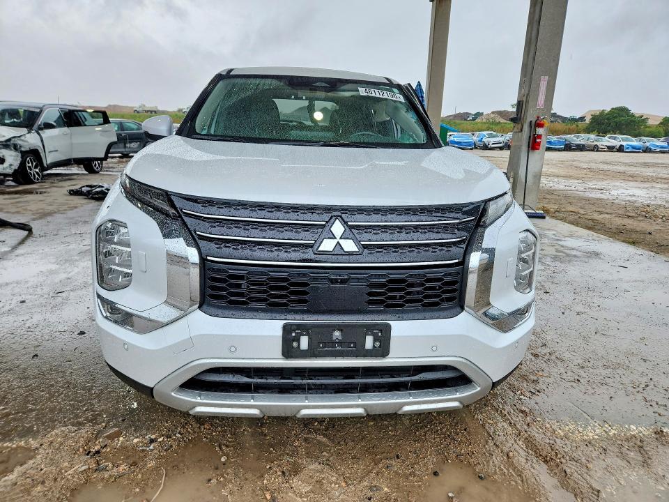 Продаж на аукціоні авто 2022 Mitsubishi Outlander, vin: JA4J4UA82NZ032630, номер лоту: 46112196