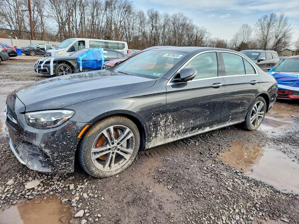79078635 :رقم المزاد ، W1KZF8EB5NB010152 vin ، 2022 Mercedes-benz E مزاد بيع