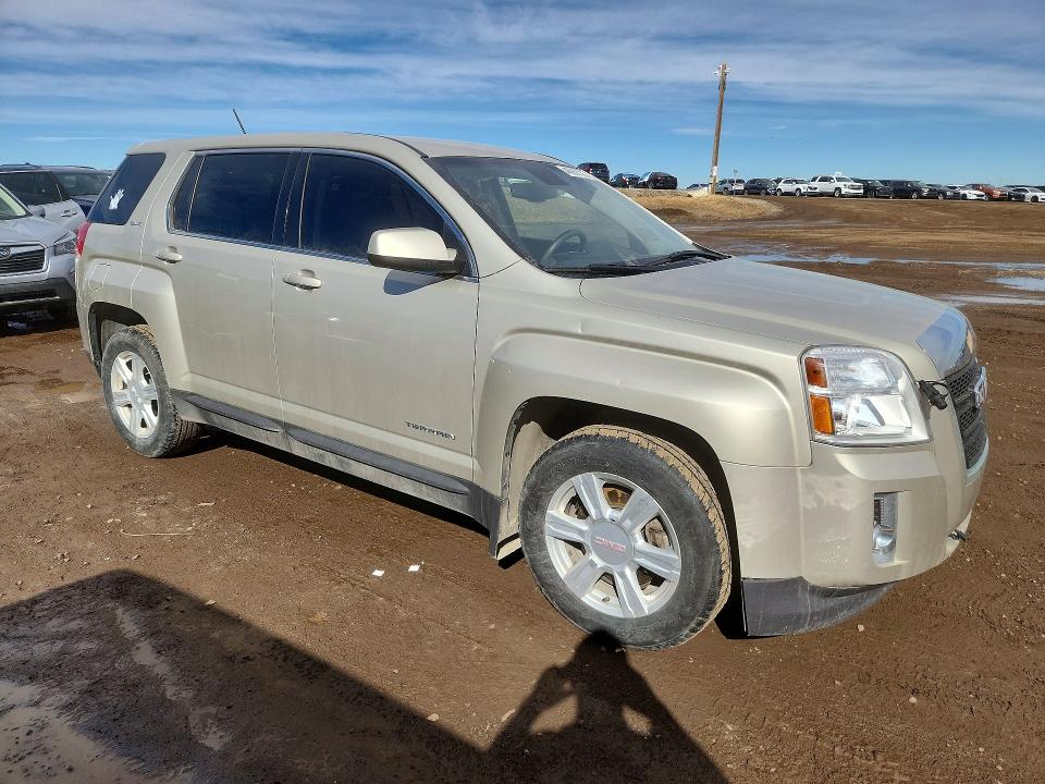 46663166 :رقم المزاد ، 2GKFLVEKXF6307446 vin ، 2015 Gmc Terrain مزاد بيع