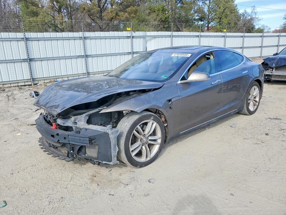 Aukcja sprzedaży 2015 Tesla Model S, vin: 5YJSA1E18FF104131, numer aukcji: 47059506
