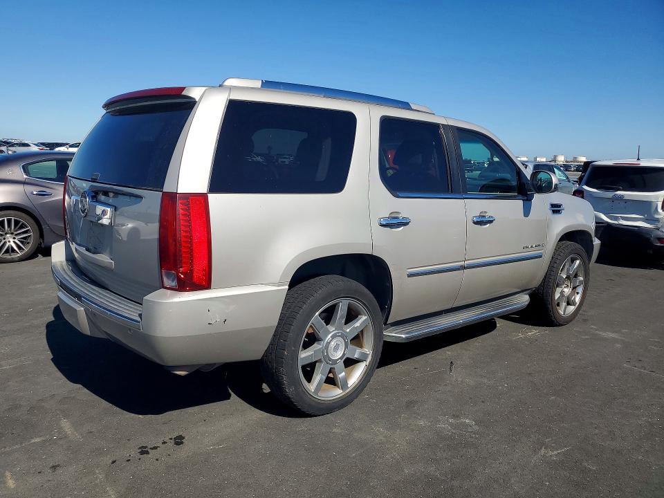 Продажа на аукционе авто 2007 Cadillac Escalade, vin: 1GYFK63857R138450, номер лота: 79485625