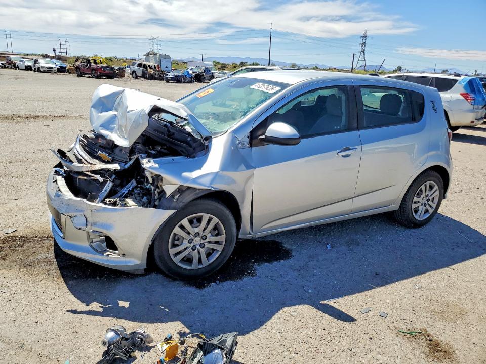 47327836 :رقم المزاد ، 1G1JG6SB4L4130449 vin ، 2020 Chevrolet Sonic مزاد بيع