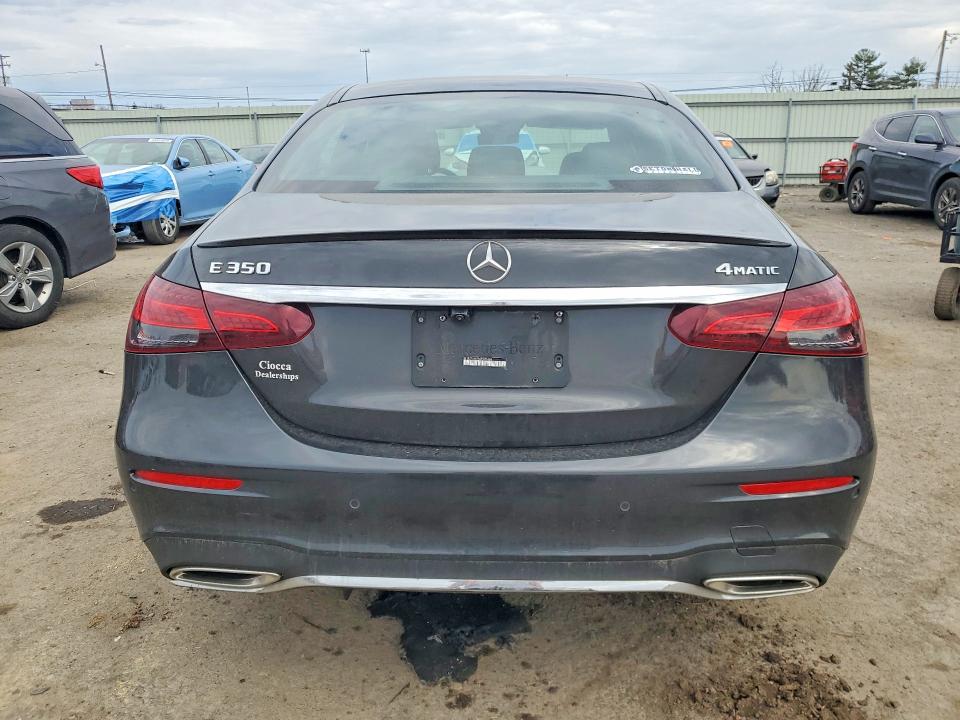 Продаж на аукціоні авто 2021 Mercedes-benz E, vin: W1KZF8EB7MA990486, номер лоту: 45869696