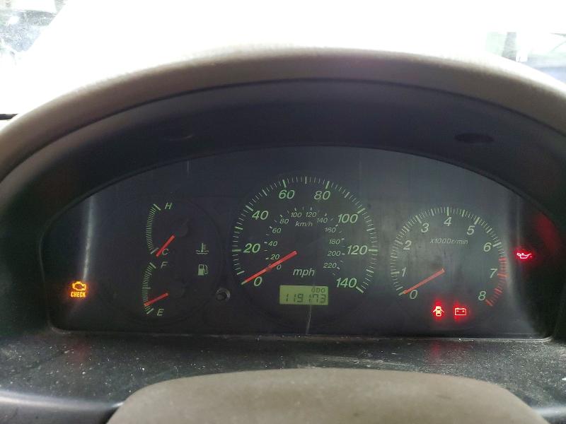46706496 :رقم المزاد ، JM1BJ225721577924 vin ، 2002 Mazda Protege مزاد بيع