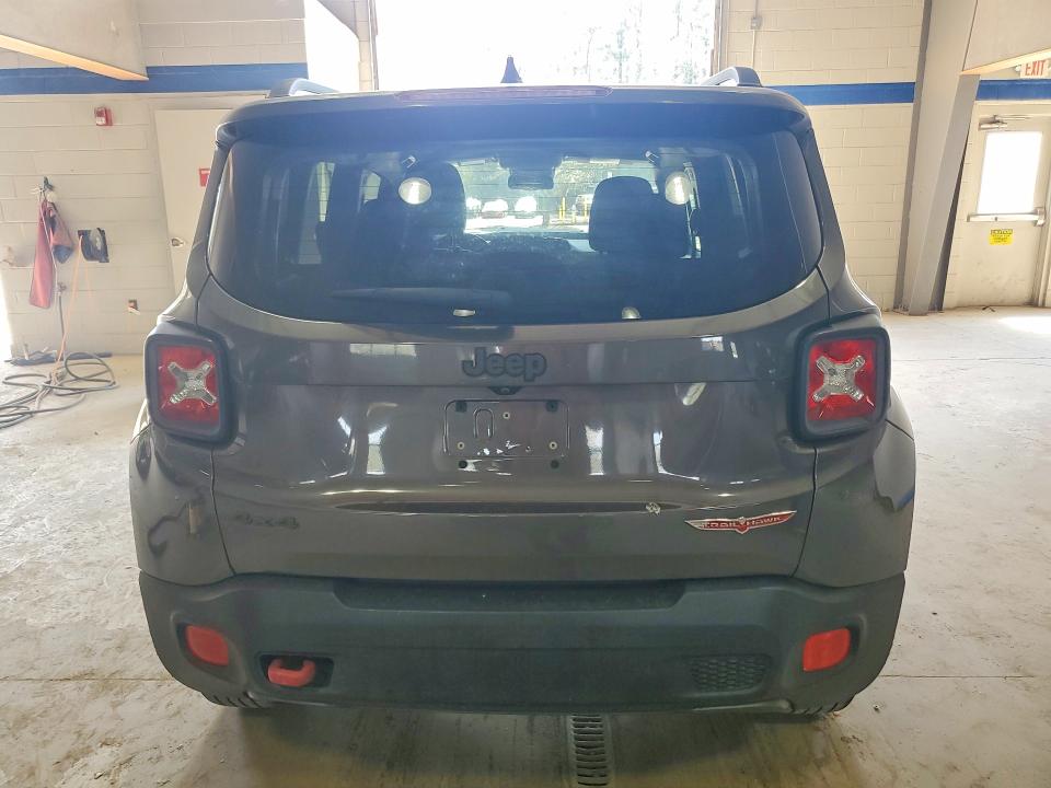 45655956 :رقم المزاد ، ZACCJBCT7GPC81780 vin ، 2016 Jeep Renegade مزاد بيع