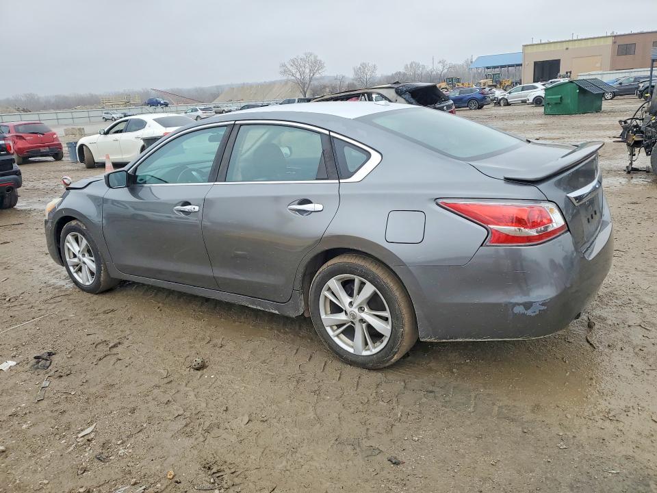 2015 Nissan Altima მანქანა იყიდება აუქციონზე, vin: 1N4AL3AP7FC595628, აუქციონის ნომერი: 79977385