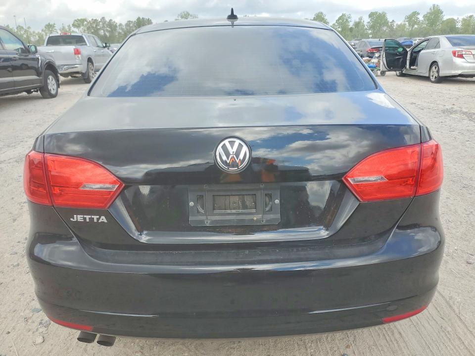 47973646 :رقم المزاد ، 3VWD17AJ5EM445480 vin ، 2014 Volkswagen Jetta مزاد بيع