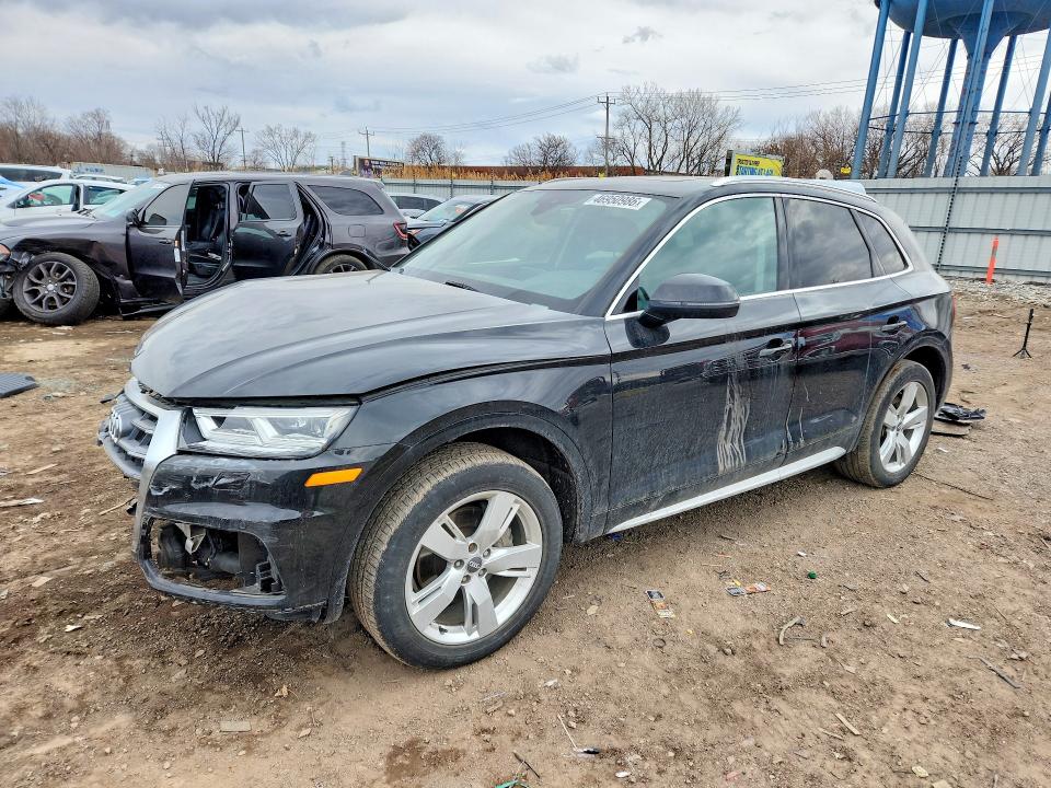 46950986 :رقم المزاد ، WA1BNAFY8J2122117 vin ، 2018 Audi Q5 مزاد بيع