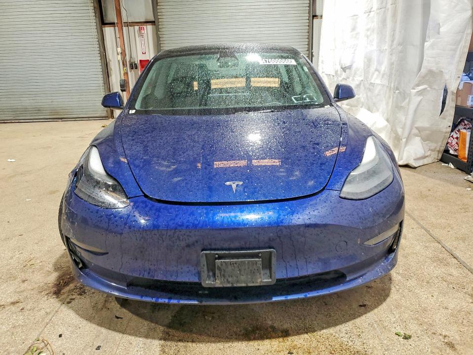 2022 Tesla Model 3 მანქანა იყიდება აუქციონზე, vin: 5YJ3E1EA0NF189005, აუქციონის ნომერი: 47600066