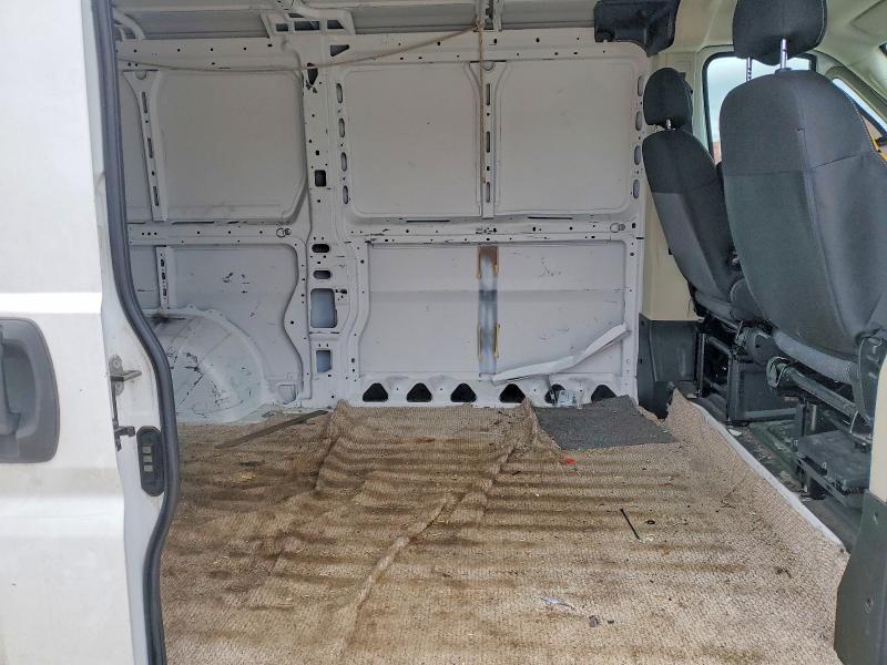 46135156 :رقم المزاد ، 3C6TRVAG0JE107772 vin ، 2018 Ram Promaster 1500 مزاد بيع