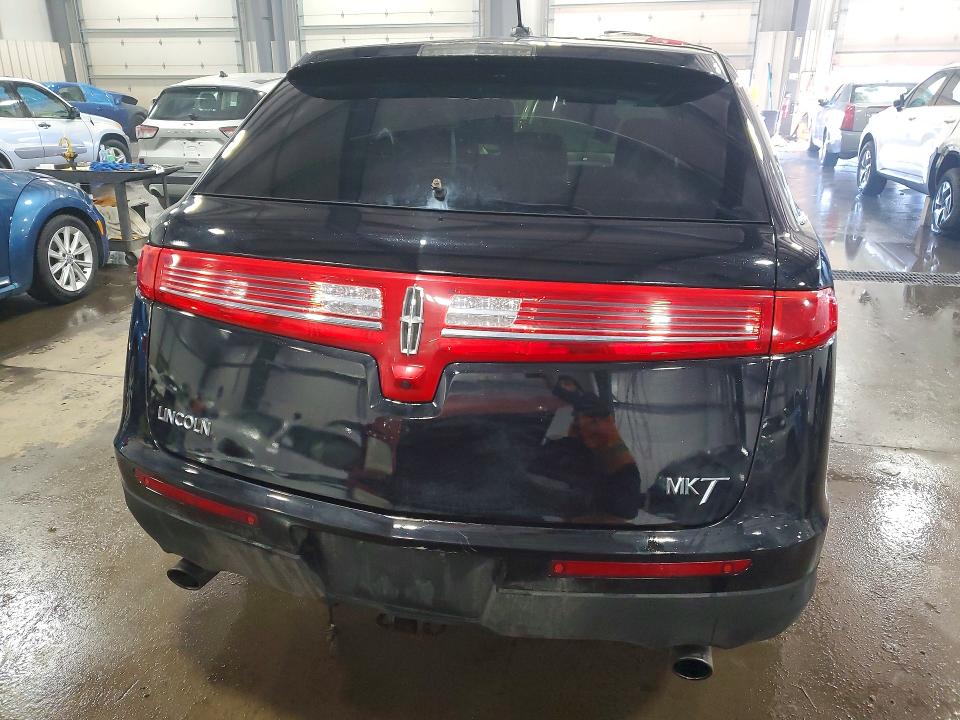 45820216 :رقم المزاد ، 2LMHJ5AT7BBJ54776 vin ، 2011 Lincoln Mkt مزاد بيع