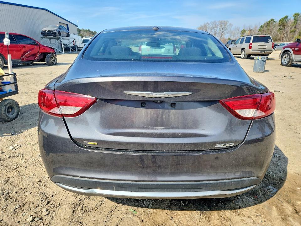 45827826 :رقم المزاد ، 1C3CCCAB9FN743777 vin ، 2015 Chrysler 200 مزاد بيع
