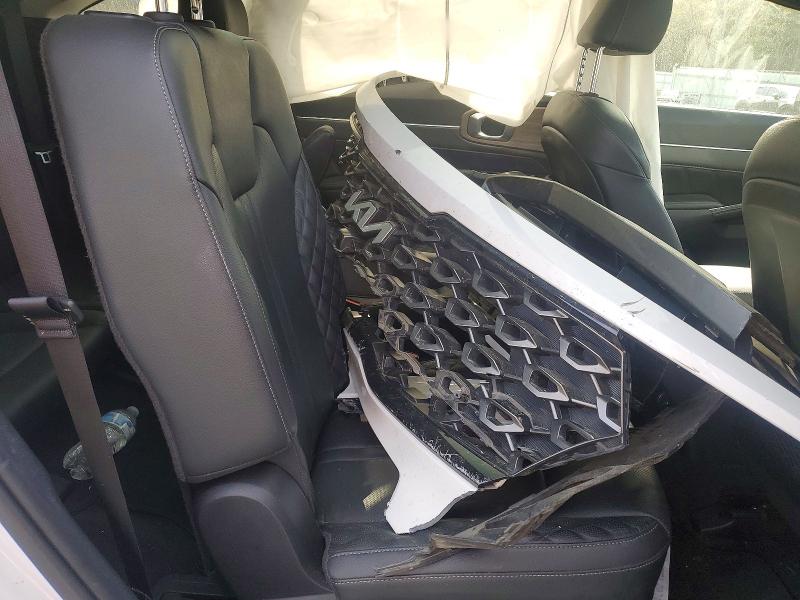 Продажа на аукционе авто 2022 Kia Sorento, vin: 5XYRKDLF5NG075223, номер лота: 47811816