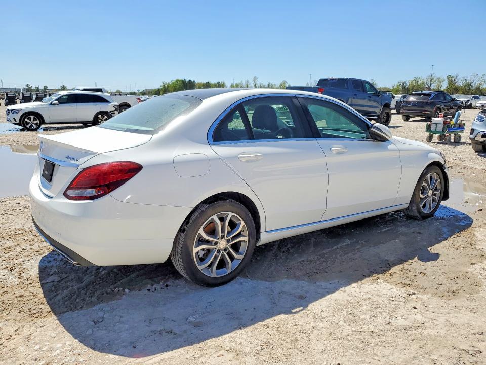 2016 Mercedes-benz C მანქანა იყიდება აუქციონზე, vin: 55SWF4KB6GU108163, აუქციონის ნომერი: 46943886