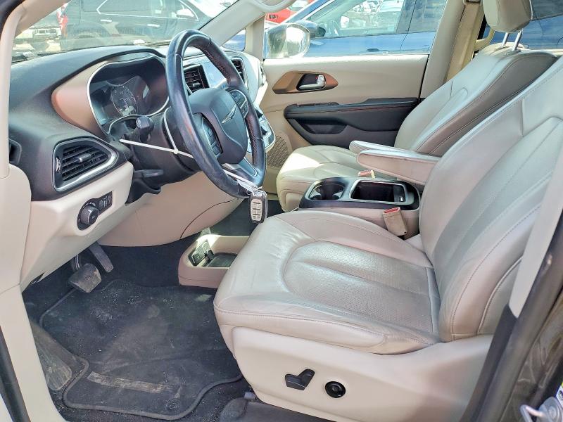 45762896 :رقم المزاد ، 2C4RC1EG5HR778306 vin ، 2017 Chrysler Pacifica مزاد بيع