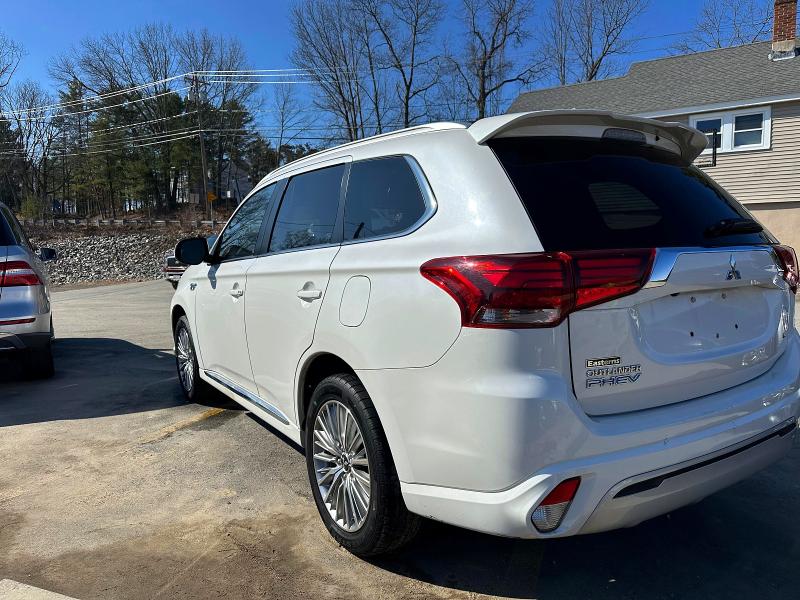 Продаж на аукціоні авто 2022 Mitsubishi Outlander, vin: JA4J2VA76NZ029104, номер лоту: 41970986