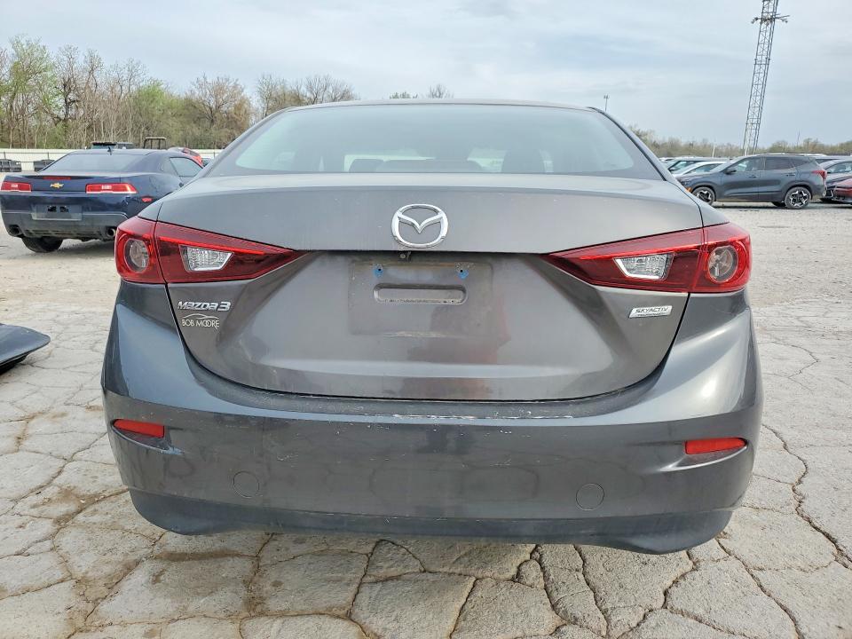 Продаж на аукціоні авто 2018 Mazda 3, vin: 3MZBN1U77JM228564, номер лоту: 48256636